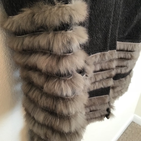 Barney’s New York Coat Jacket Brown M Wool Fur - Picture 7 of 8